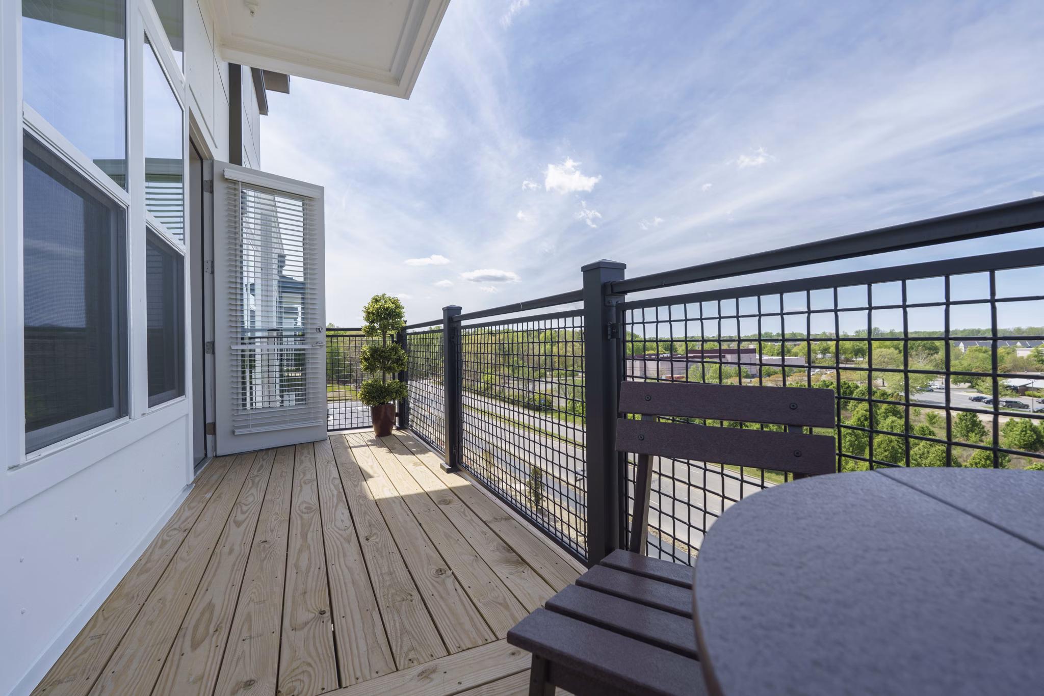 balcony at Signal at Medallion Park Apartments