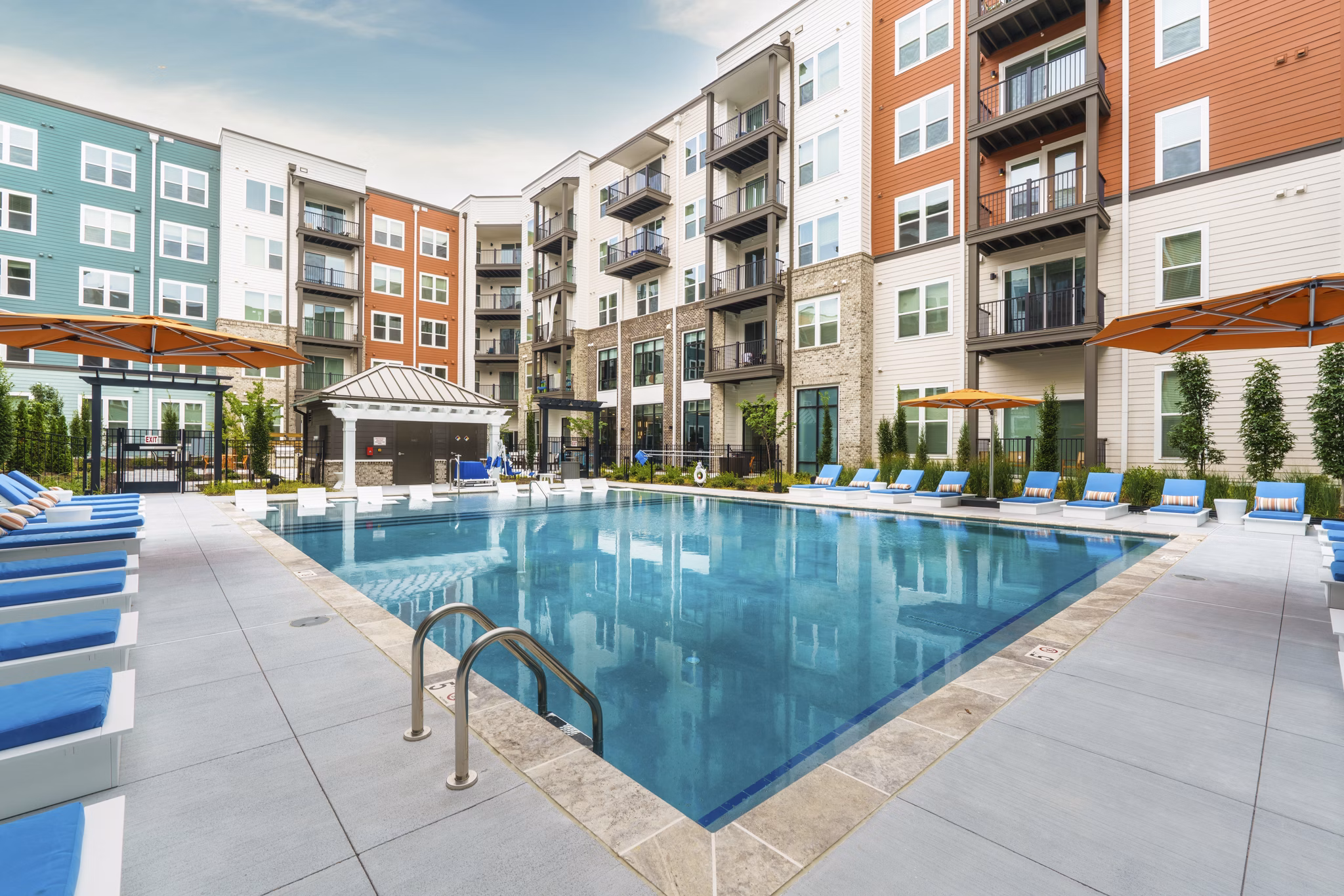 pool at Signal at Medallion Park Apartments