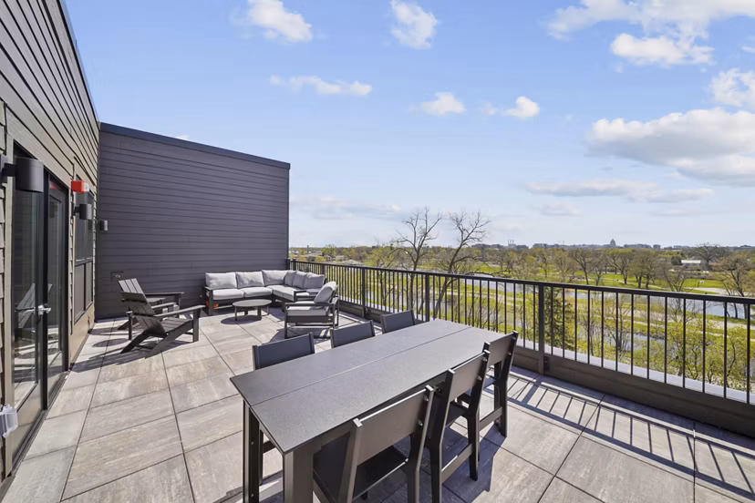 grill area at The Duncan Apartments 