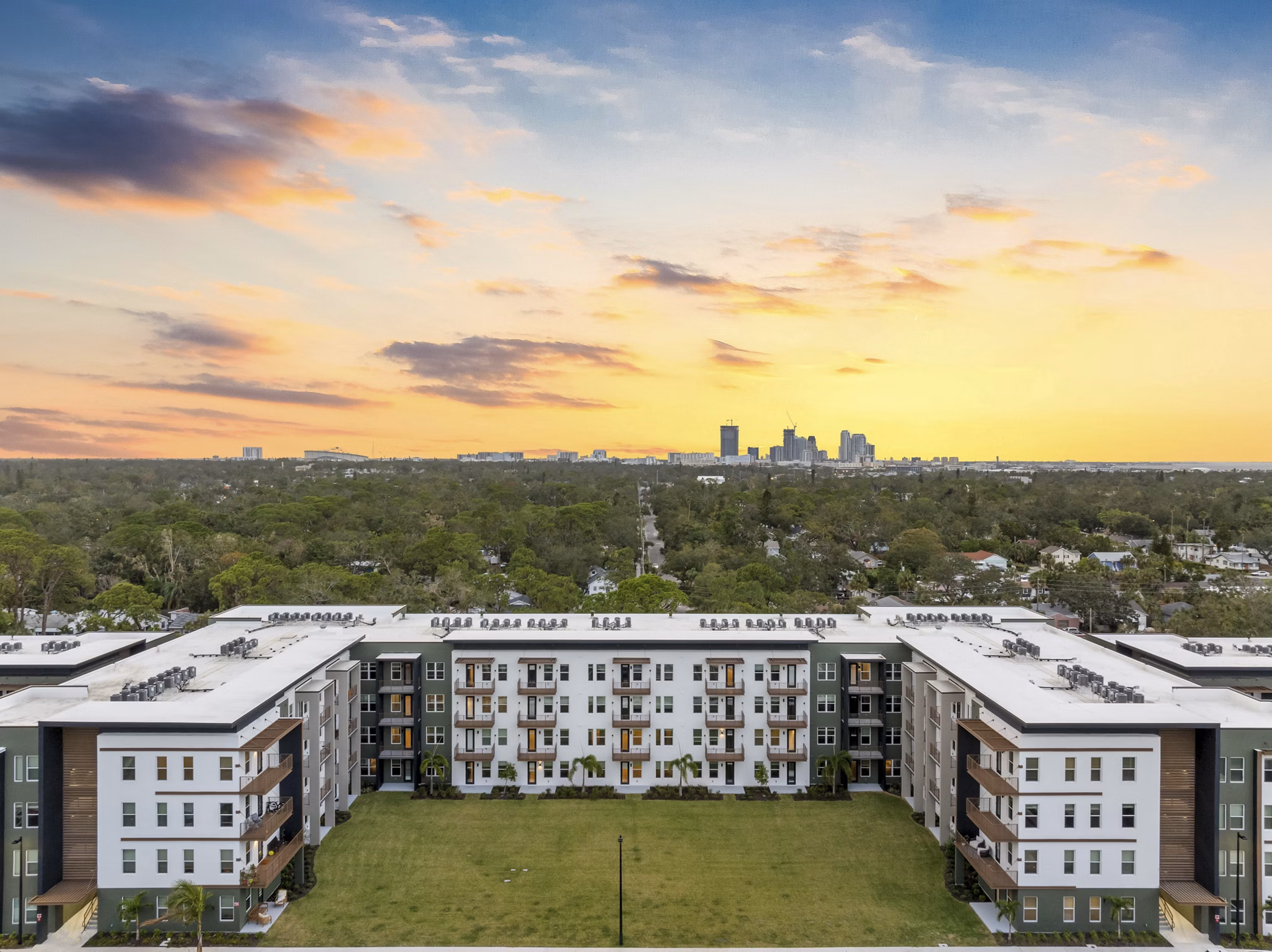 building at Lake Maggiore Apartments