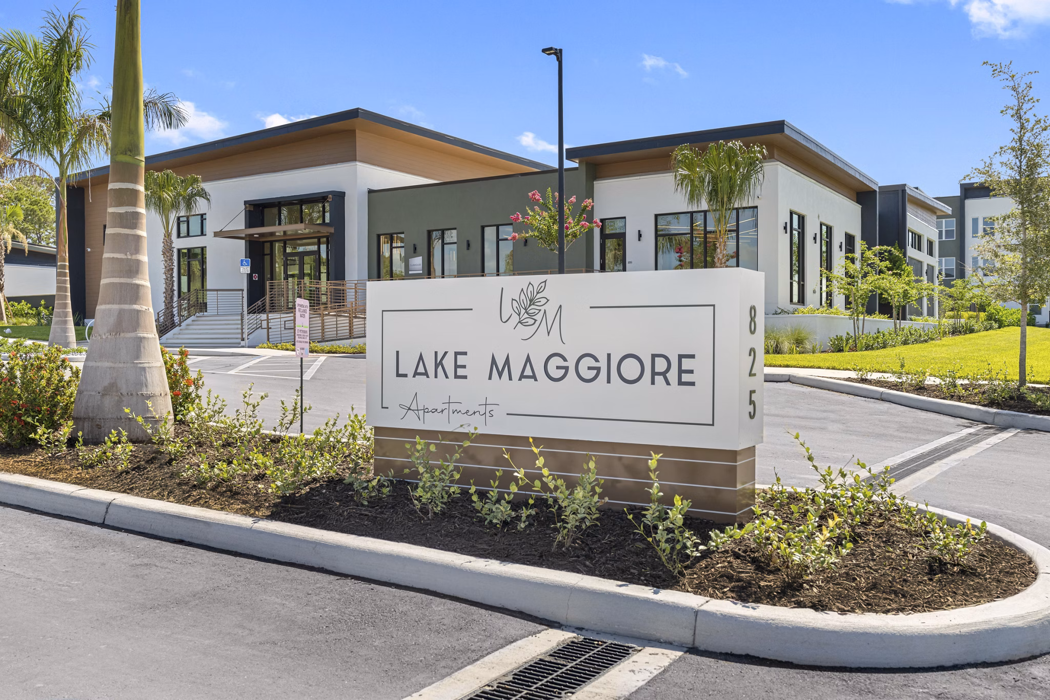 signage at Lake Maggiore Apartments
