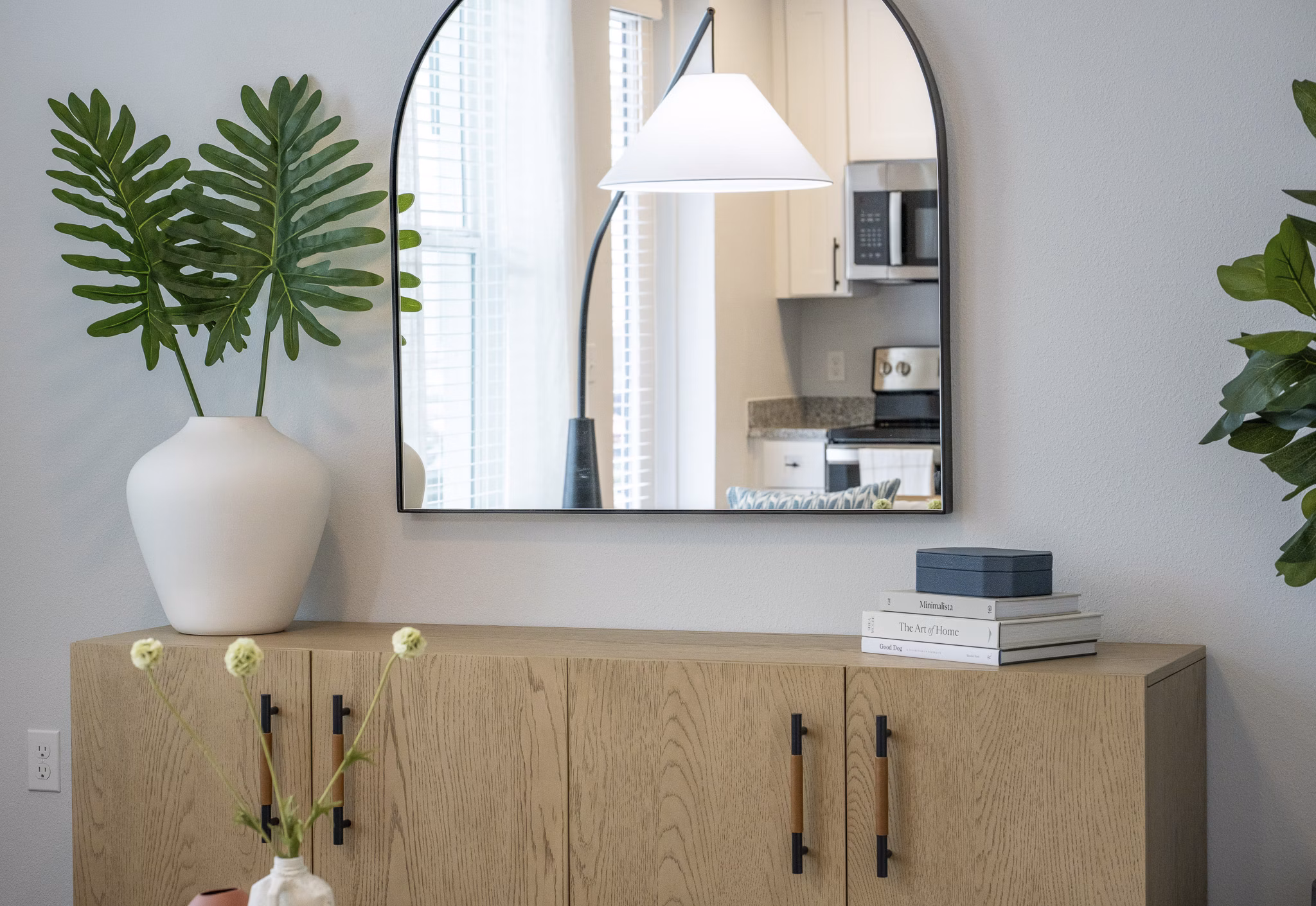 bedroom at Lake Maggiore Apartments