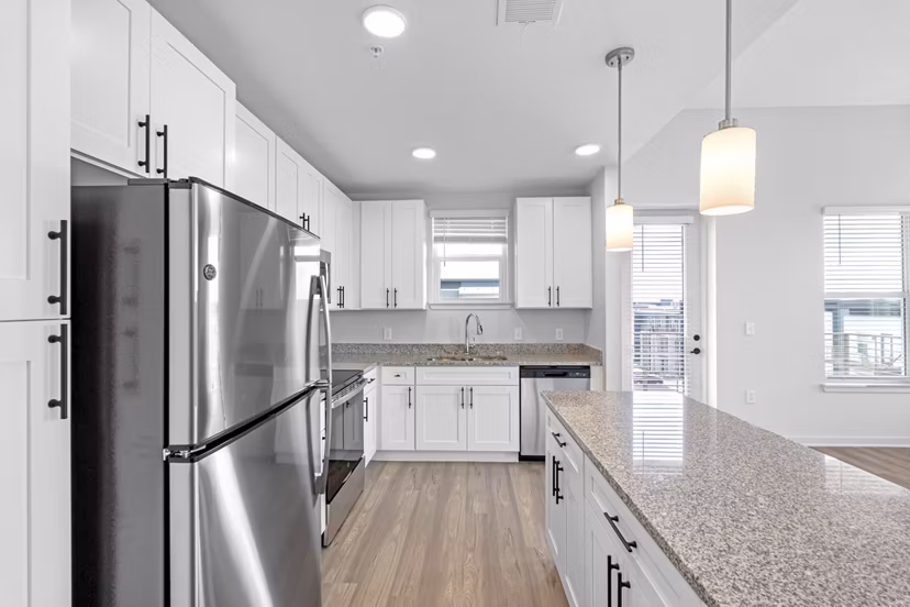 kitchen at Lake Maggiore Apartments