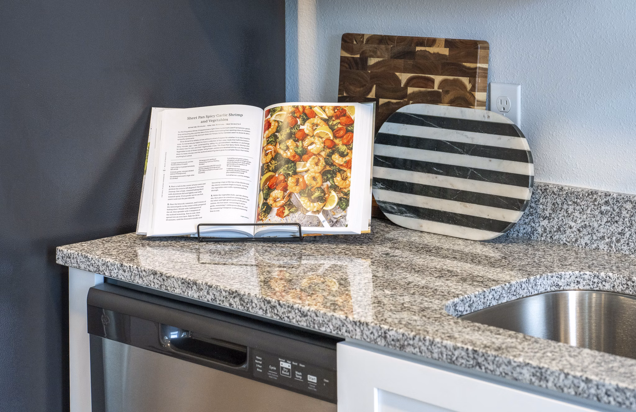 kitchen at Lake Maggiore Apartments
