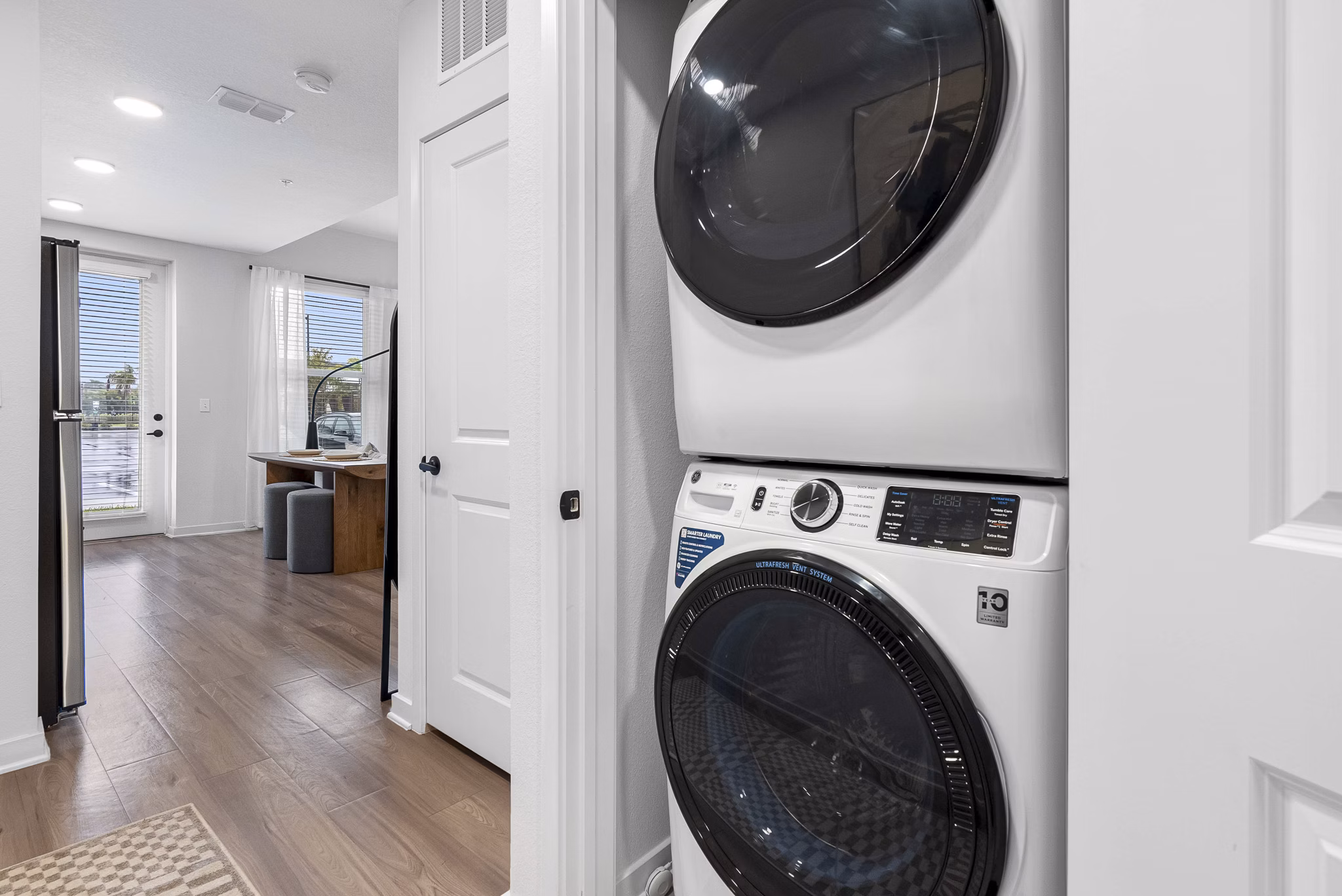 laundry room at Lake Maggiore Apartments