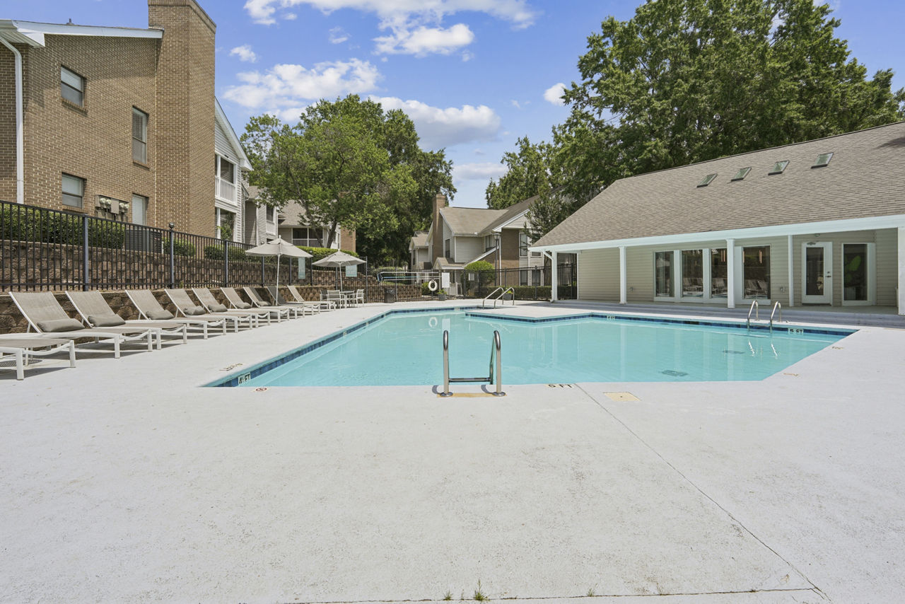 The Brook Apartments Charlotte Nc 2 of 12