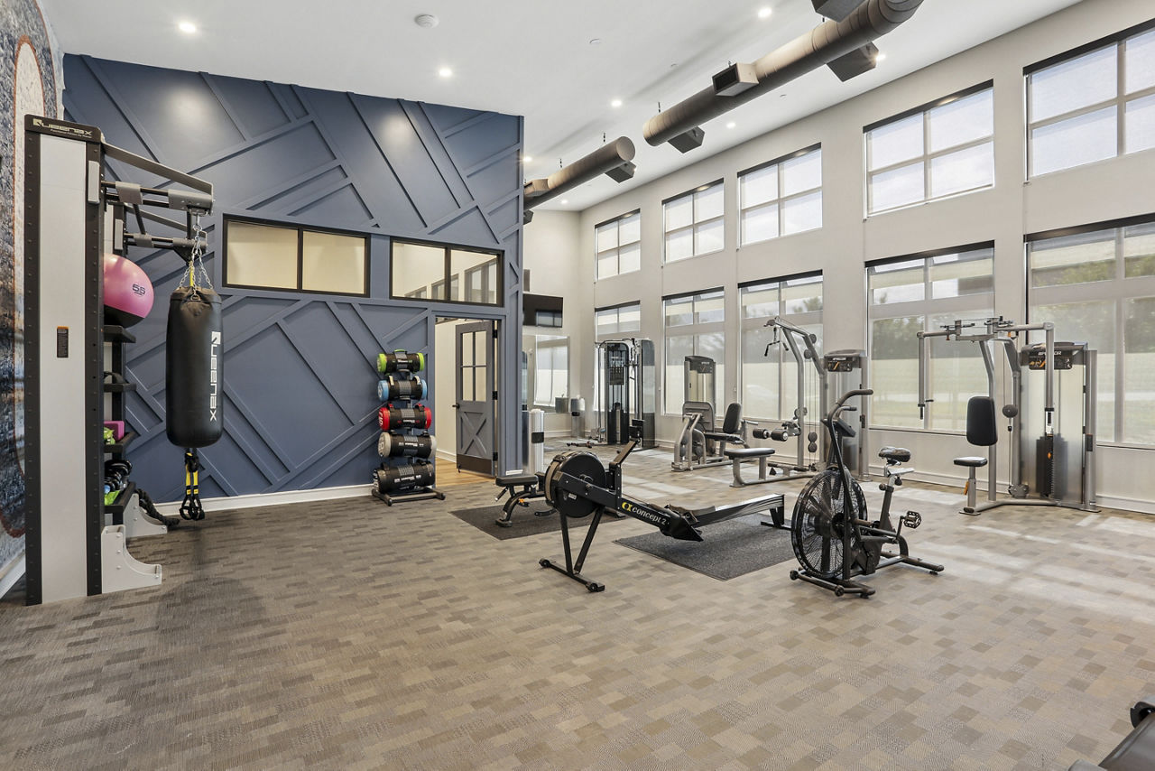 Gym at Arlo (1 of 4)
