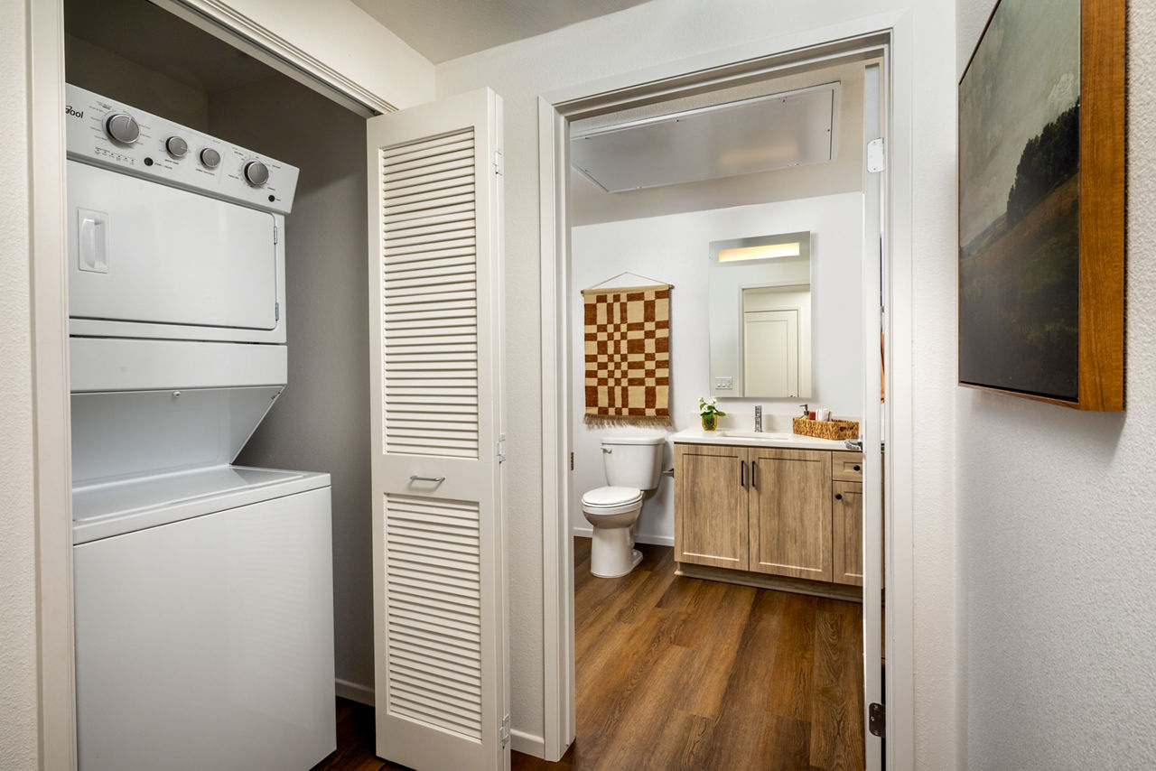 Laundry room at Terra Vista At Tejon Ranch