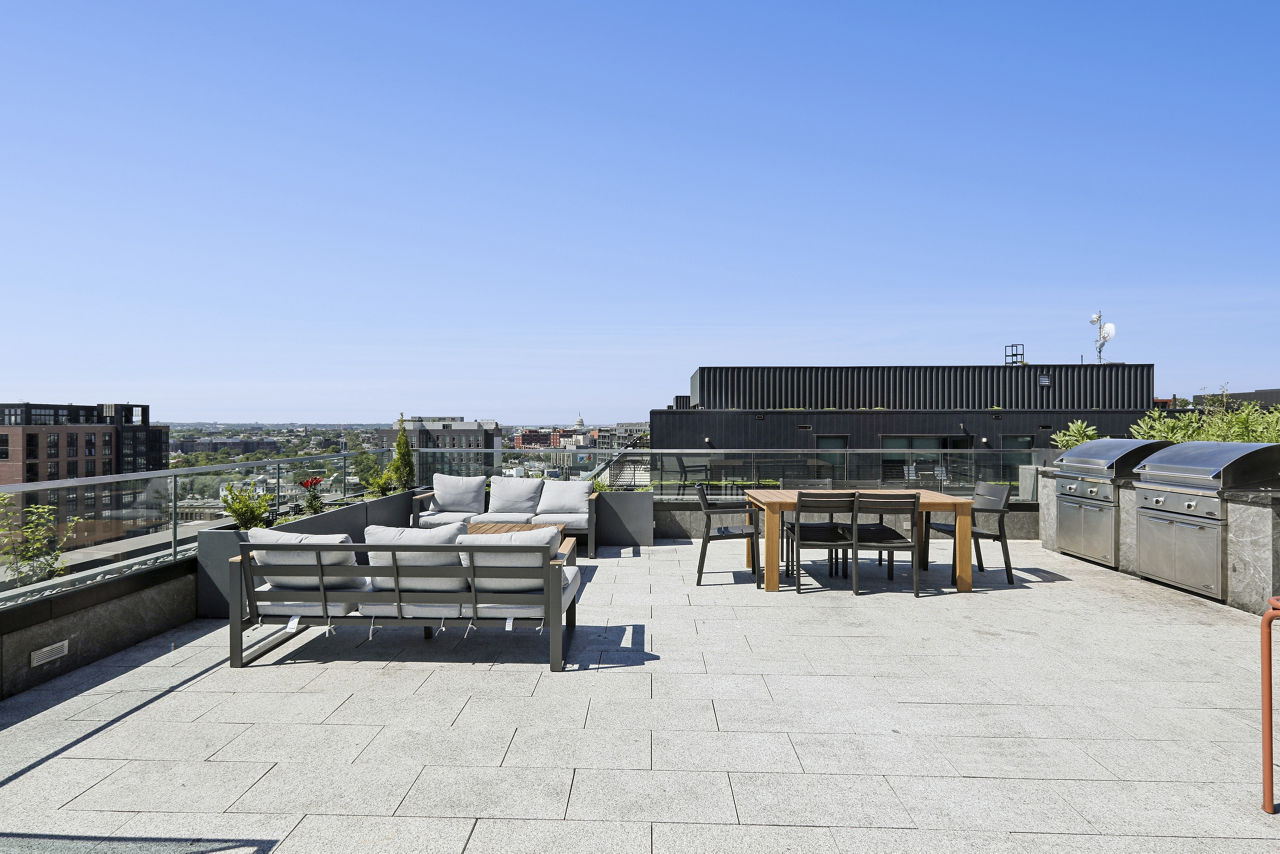Roof deck at Ledger Union Market (1 of 3)