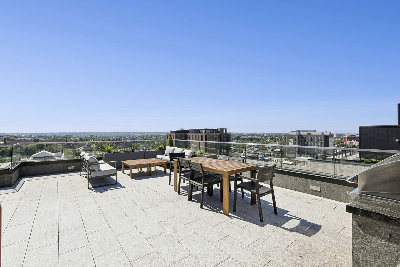 Roof deck at Ledger Union Market (3 of 3)