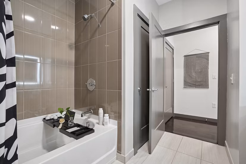 bathroom at Deco Apartments