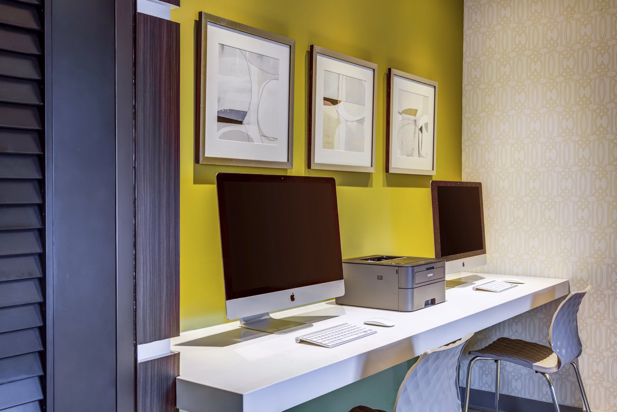 clubhouse at Deco Apartments