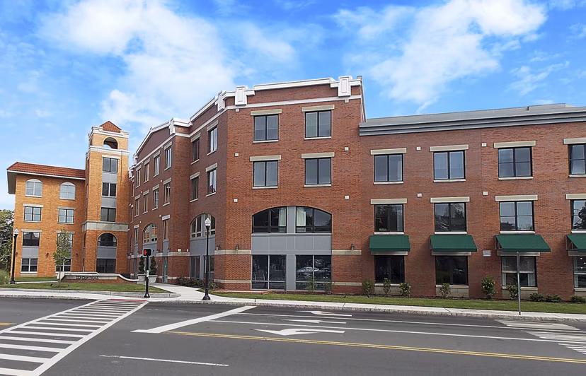 exterior at 333 Central Apartments