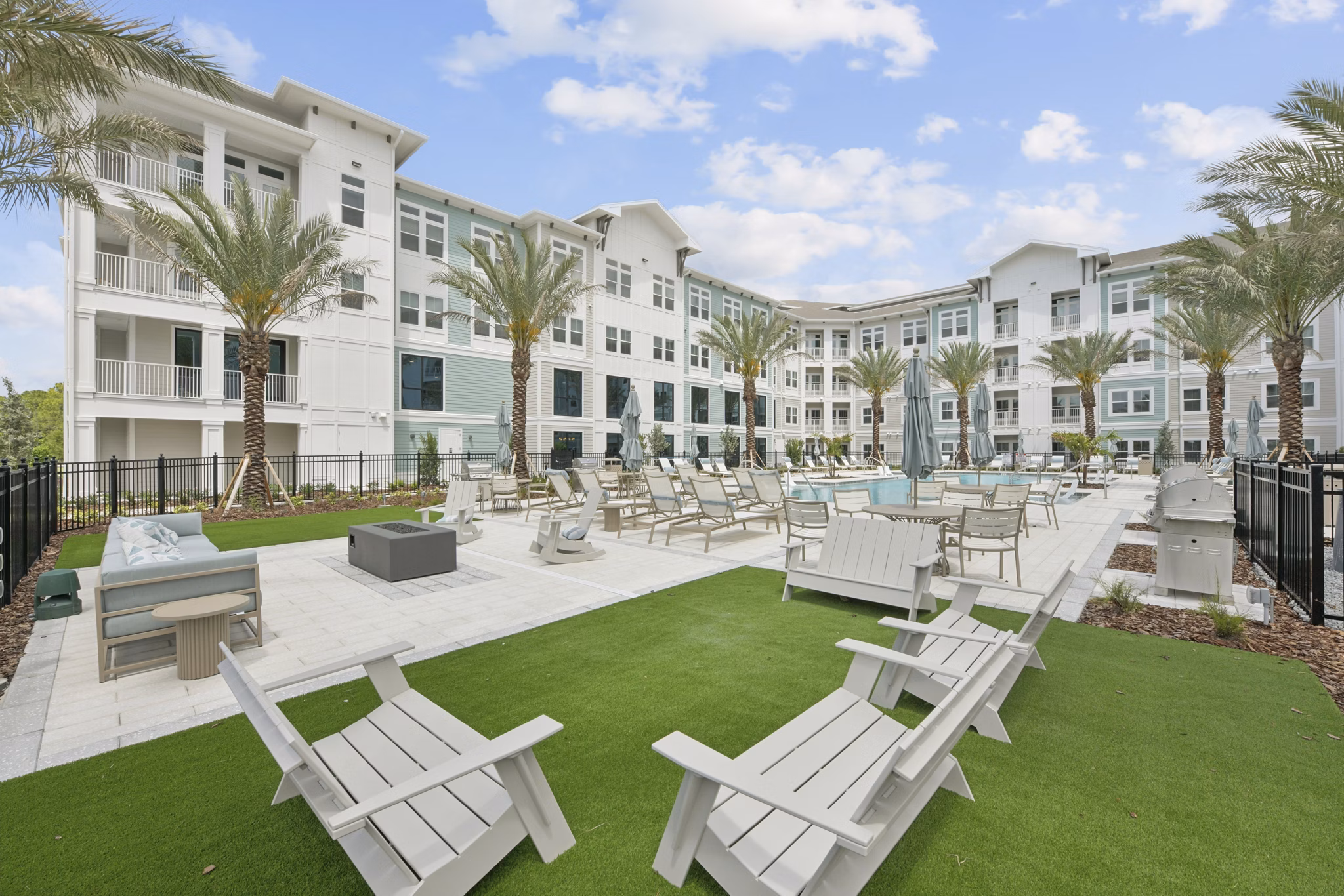 patio at Arcadia at Veranda Falls Apartments
