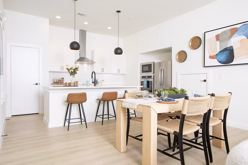 dining room at Oasis at Round Rock Apartments