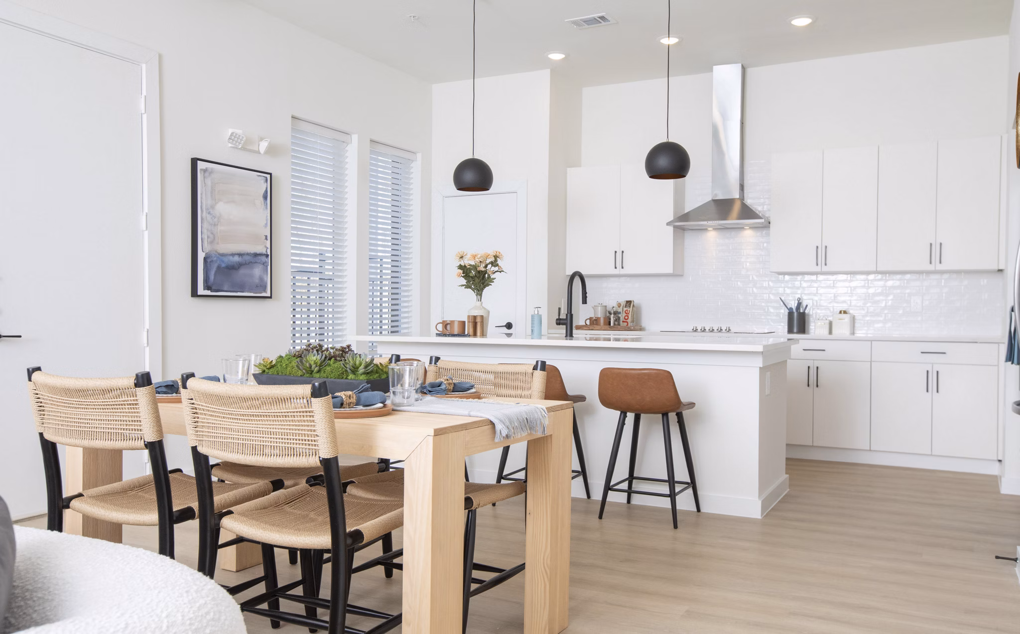 dining room at Oasis at Round Rock Apartments