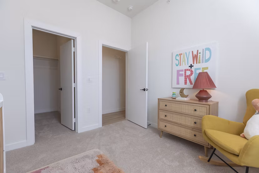 living room at Oasis at Round Rock Apartments 