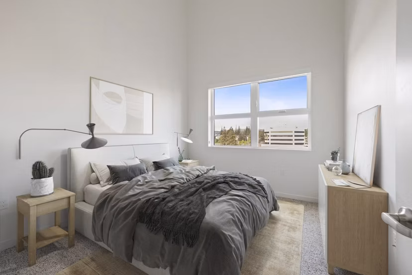 bedroom at Lincoln Landing Apartments