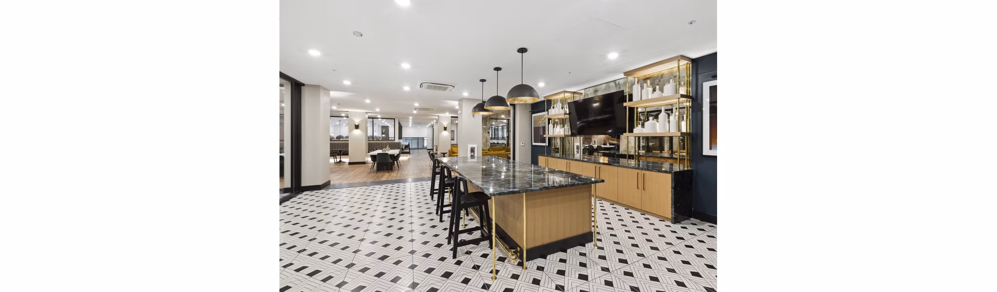 clubhouse at Lincoln Landing Apartments