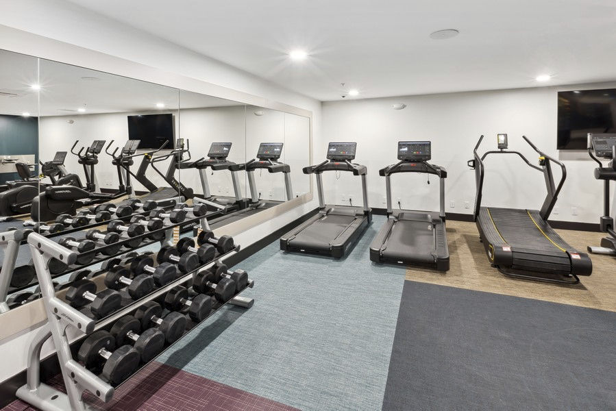 Gym at Lincoln Landing (1 of 3)