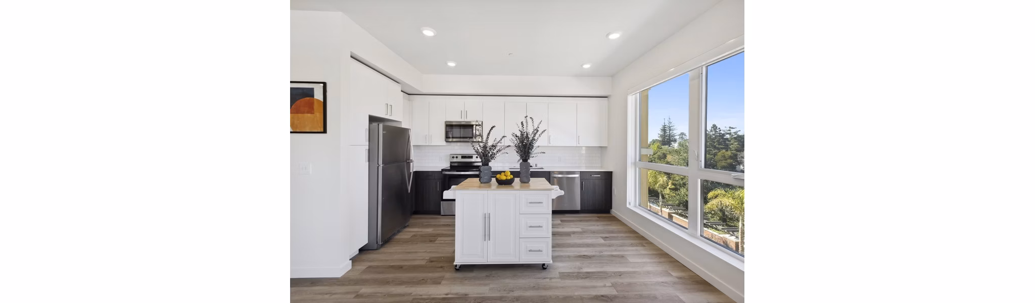 living room at Lincoln Landing Apartments