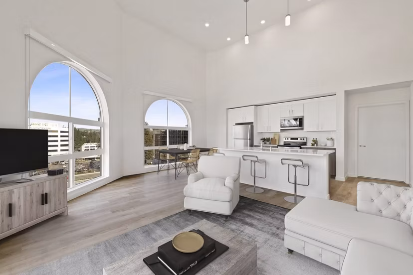 living room at Lincoln Landing Apartments