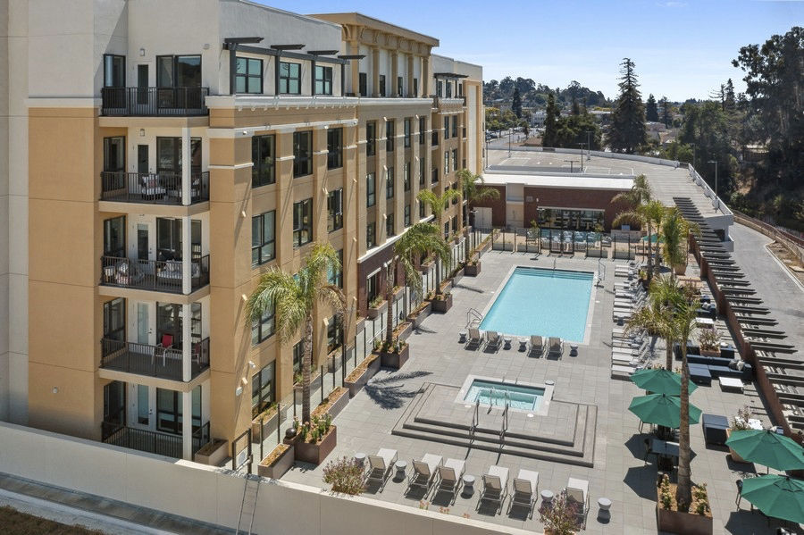 Lincoln Landing Hayward Ca 2 of 12