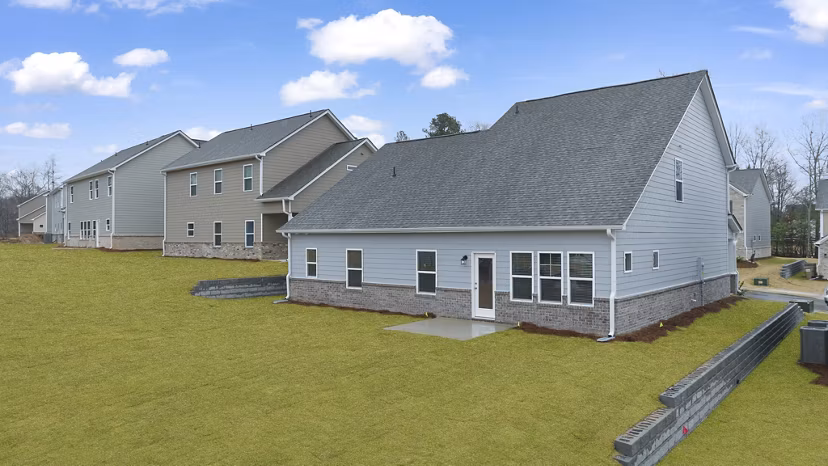 exterior at Enclave at Oak Ridge Apartments 