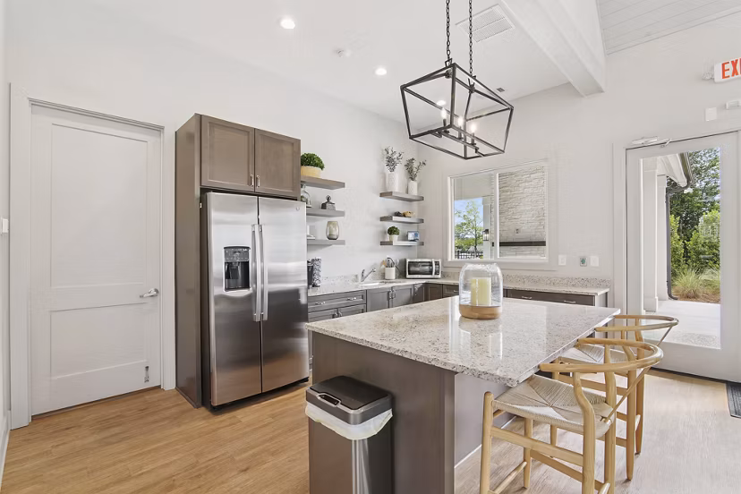 kitchen at Enclave at Oak Ridge Apartments 