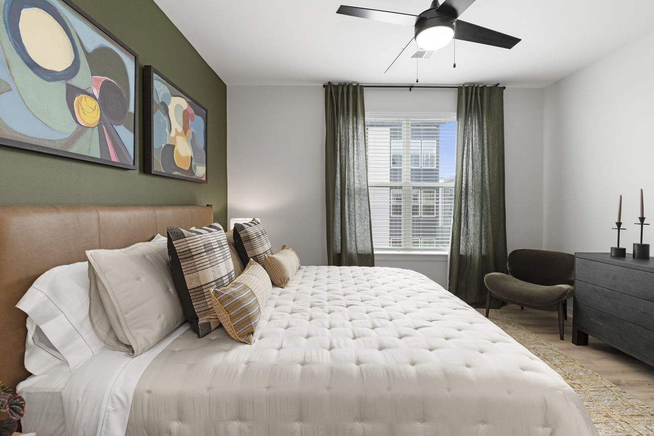 Alexan Overlook Apartments Charlotte Nc 26 of 30