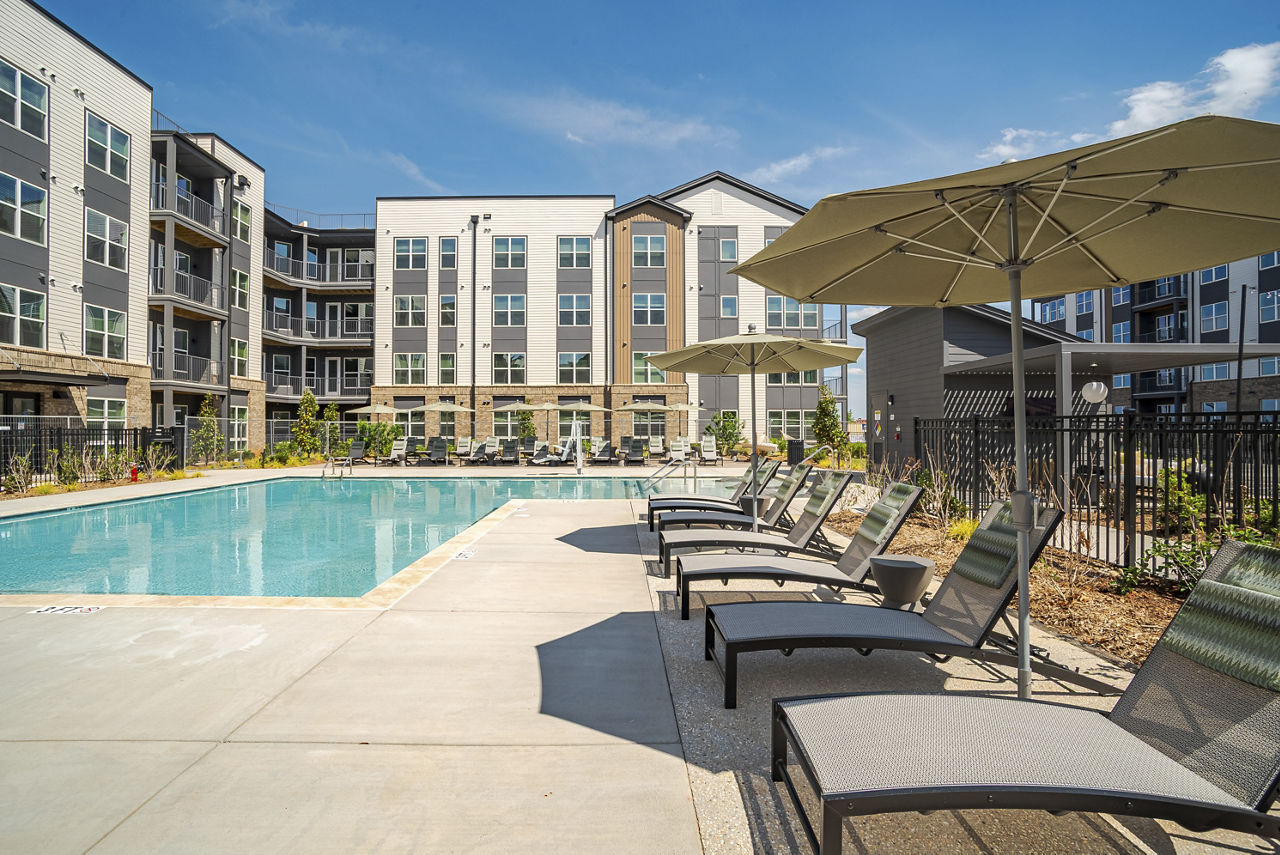 Alexan Overlook Apartments Charlotte Nc 4 of 12