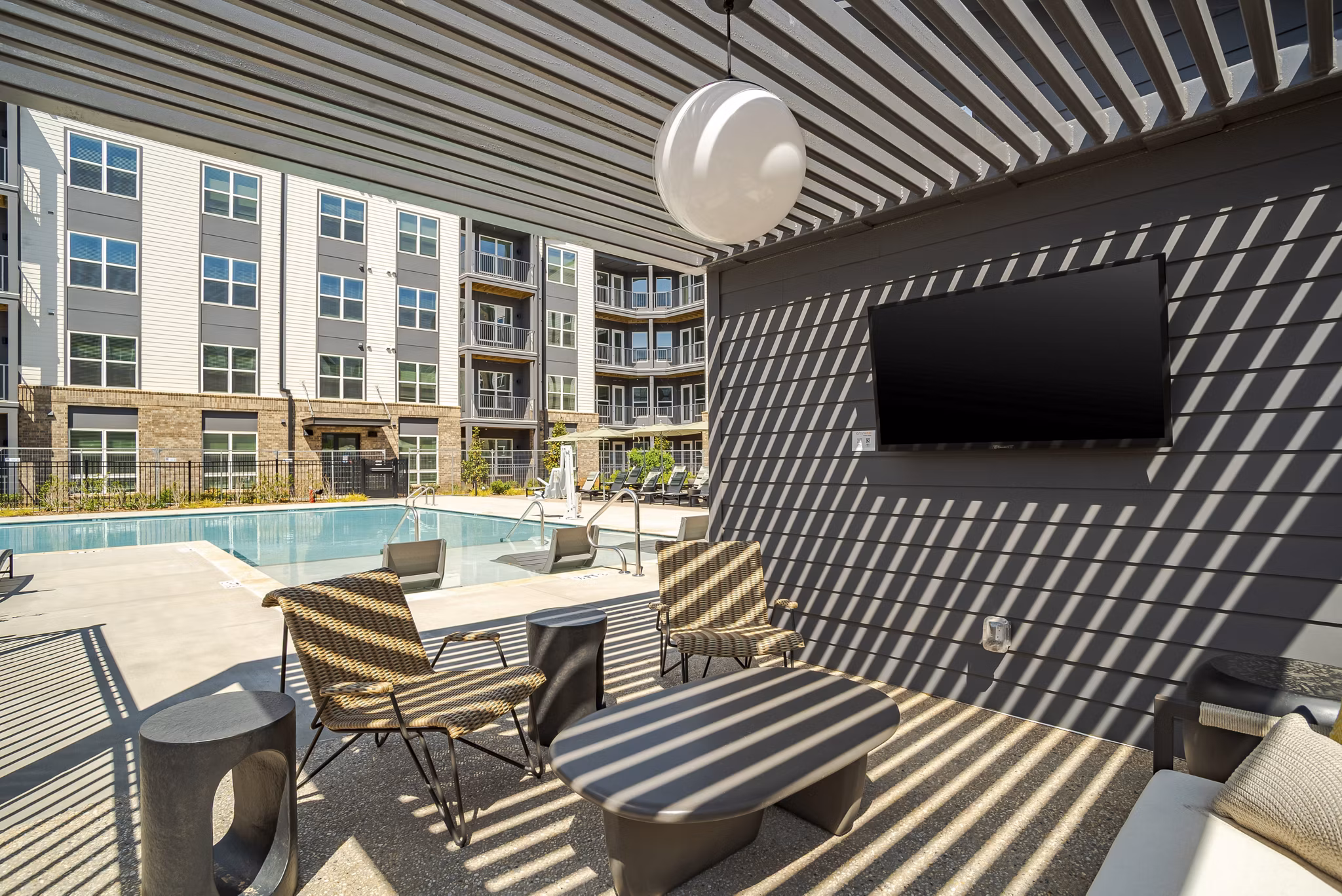 pool at Alexan Overlook Apartments