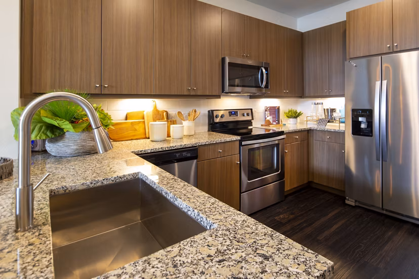 kitchen at Windsor Shepherd Apartments 