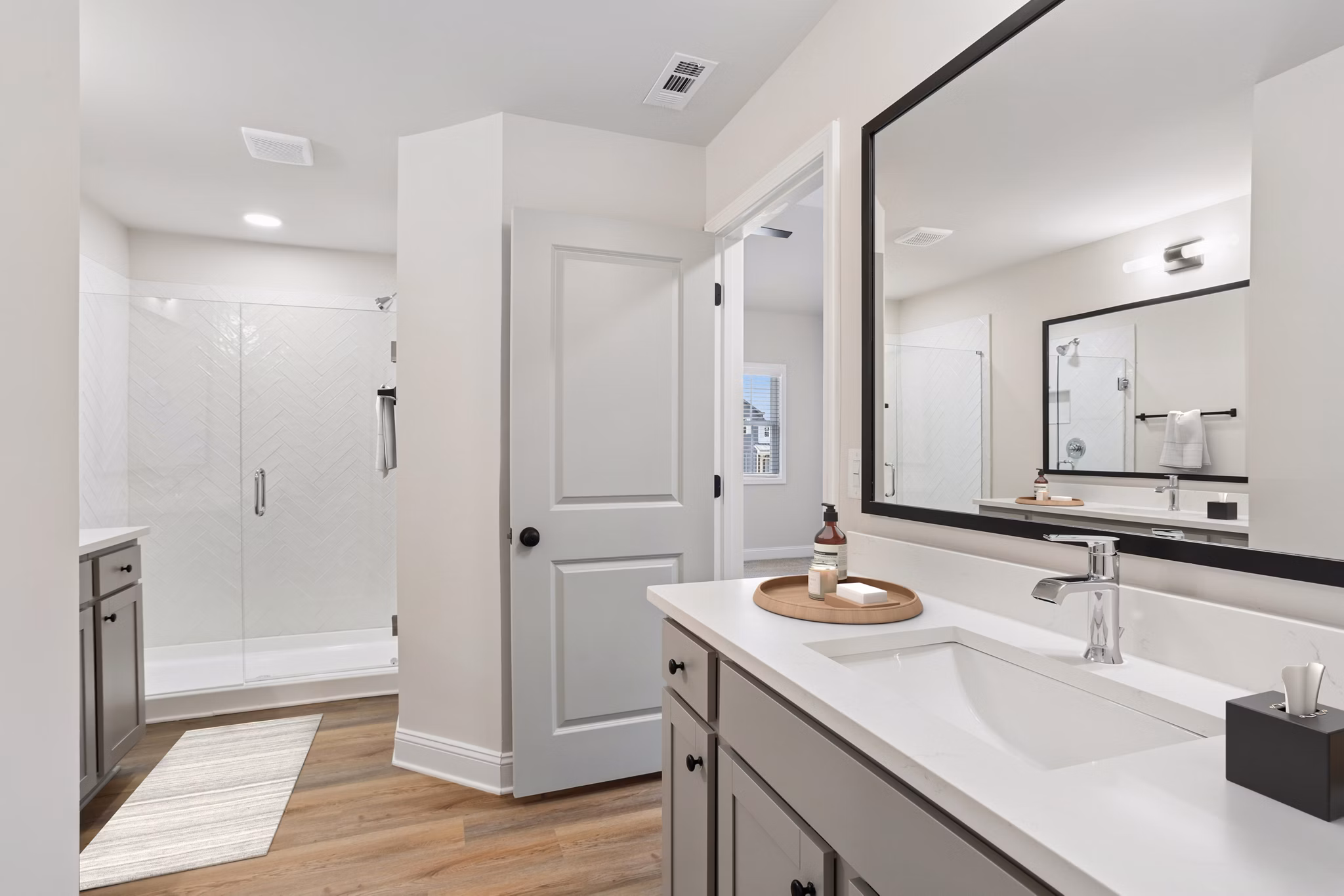 bathroom at Skymor Sugar Hill Apartments