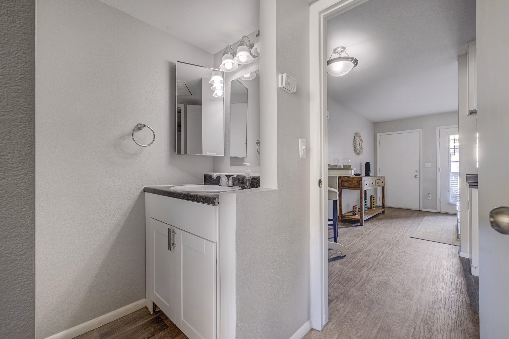 bathroom at Ashford Apartments
