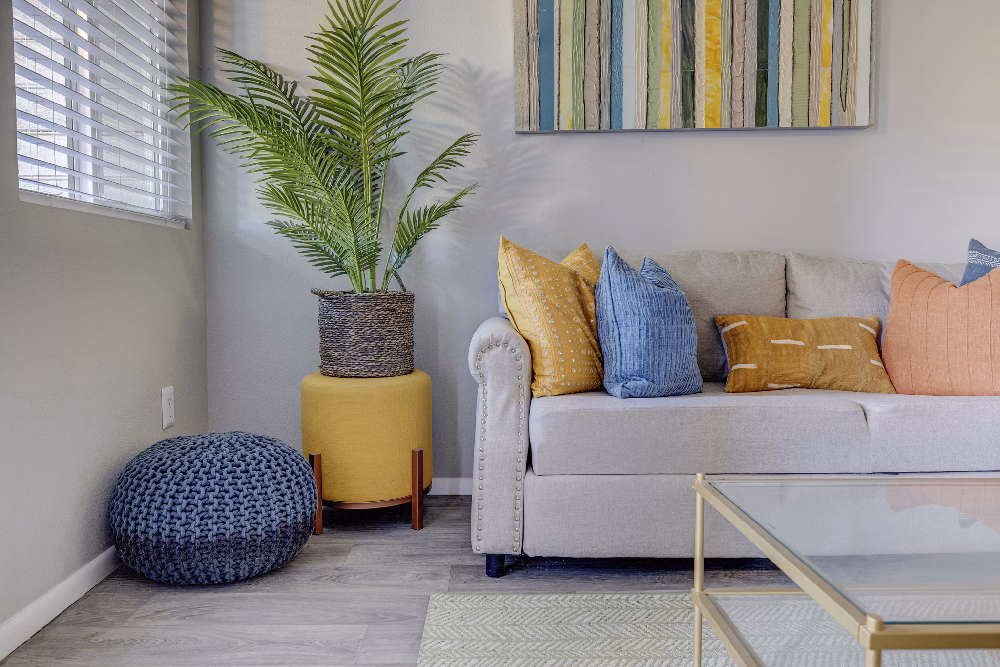 living room at Ashford Apartments