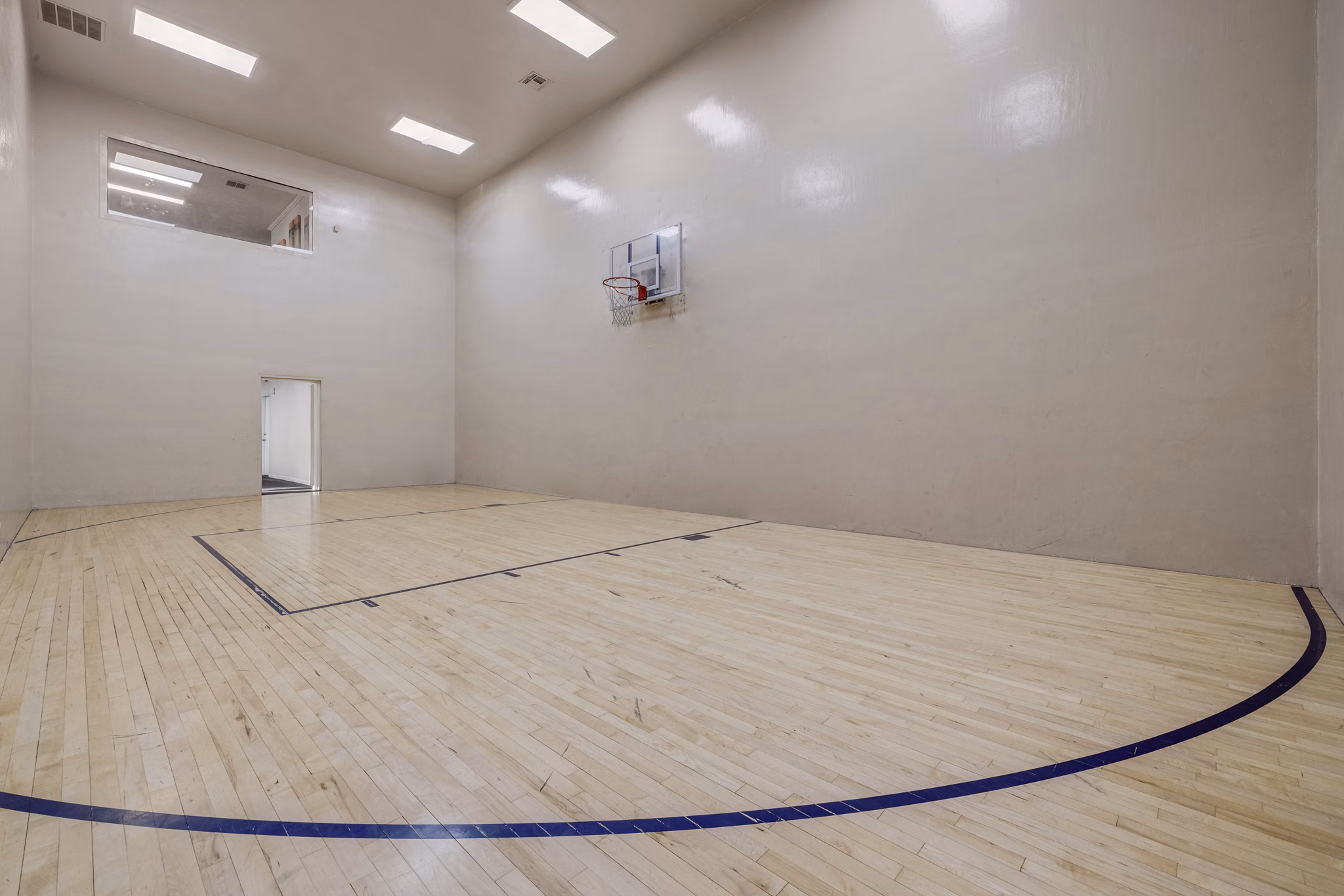 sport court at Ashford Apartments