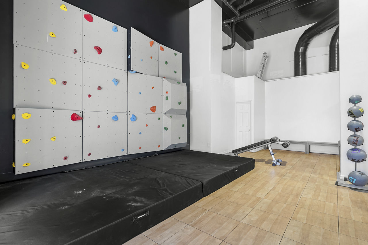 Gym at Elevate On 5Th (5 of 5)