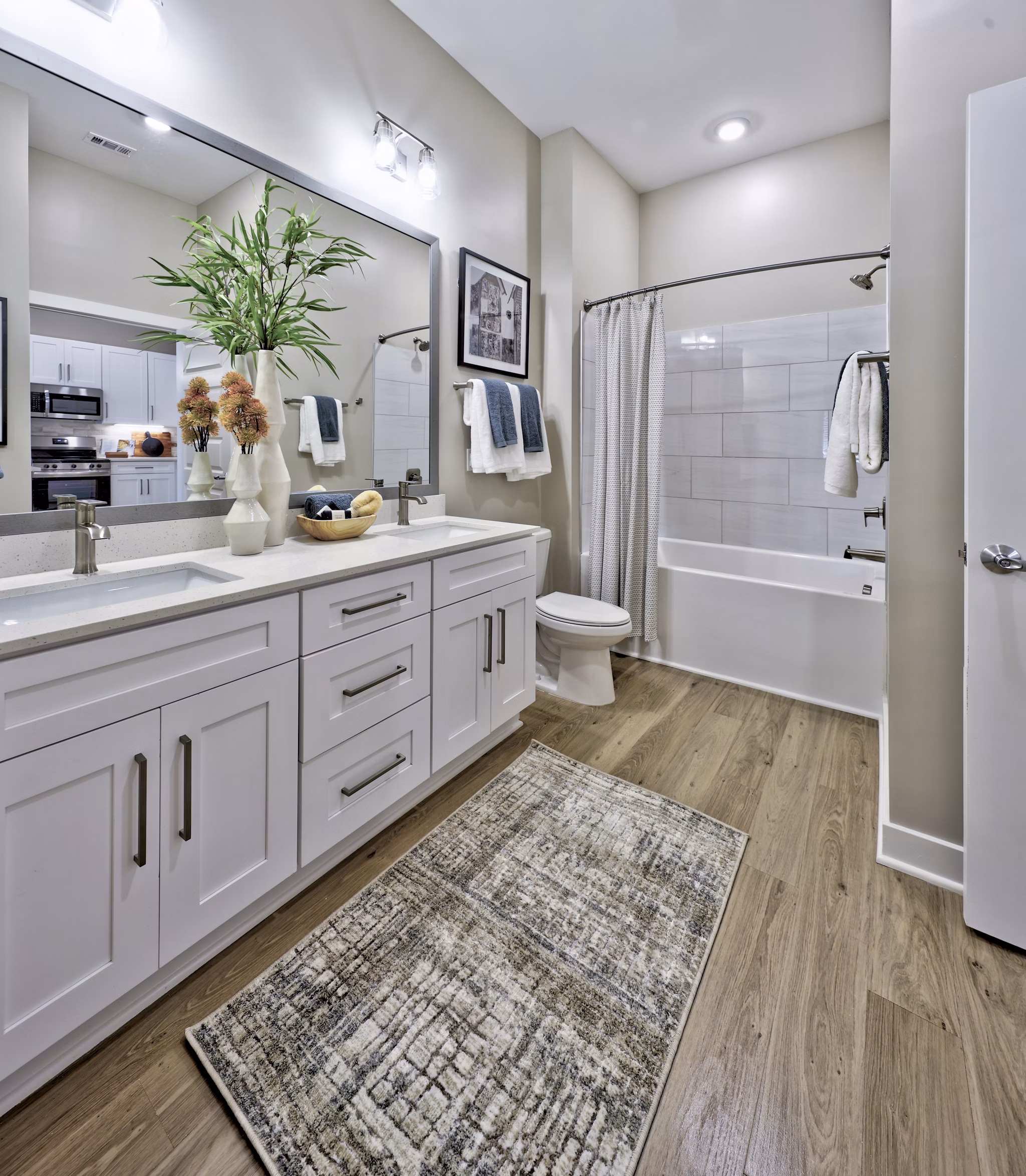 bathroom at Mason Apartments