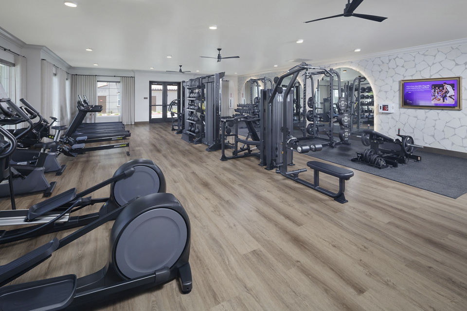 fitness center at Las Brisas Apartments 