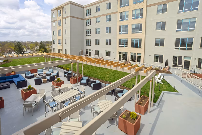 patio at One Ardmore Apartments
