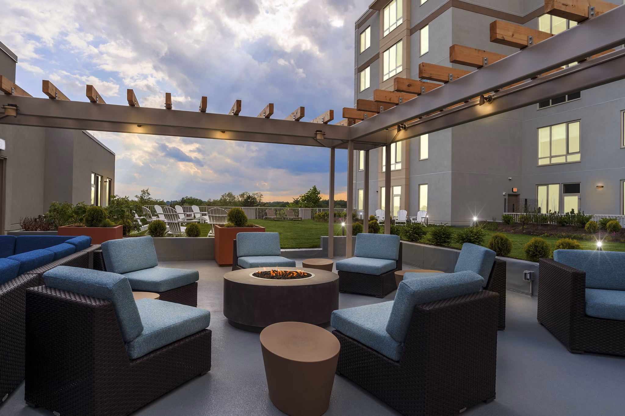 Patio at One Ardmore Apartments