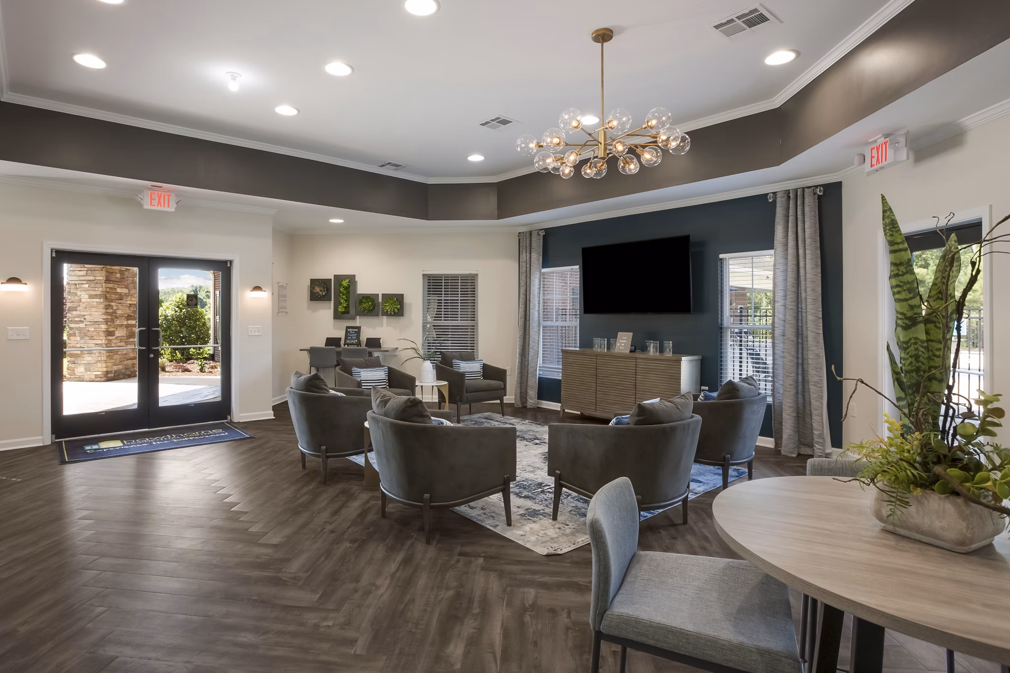 clubhouse at The Summit on 401 Apartments 