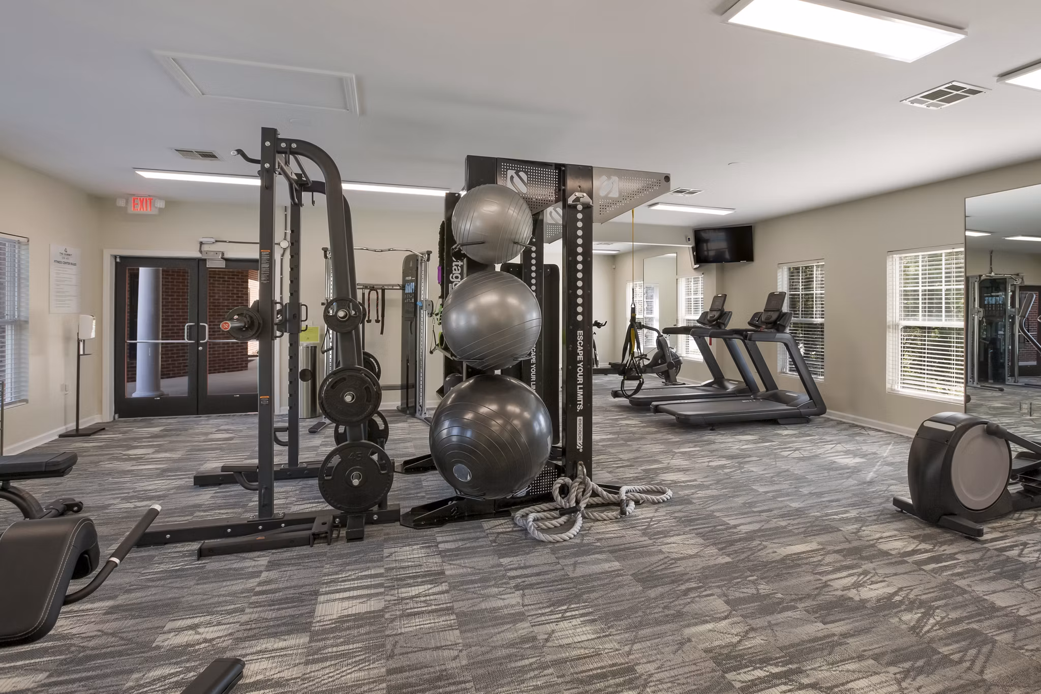 Fitness Center at The Summit on 401 Apartments