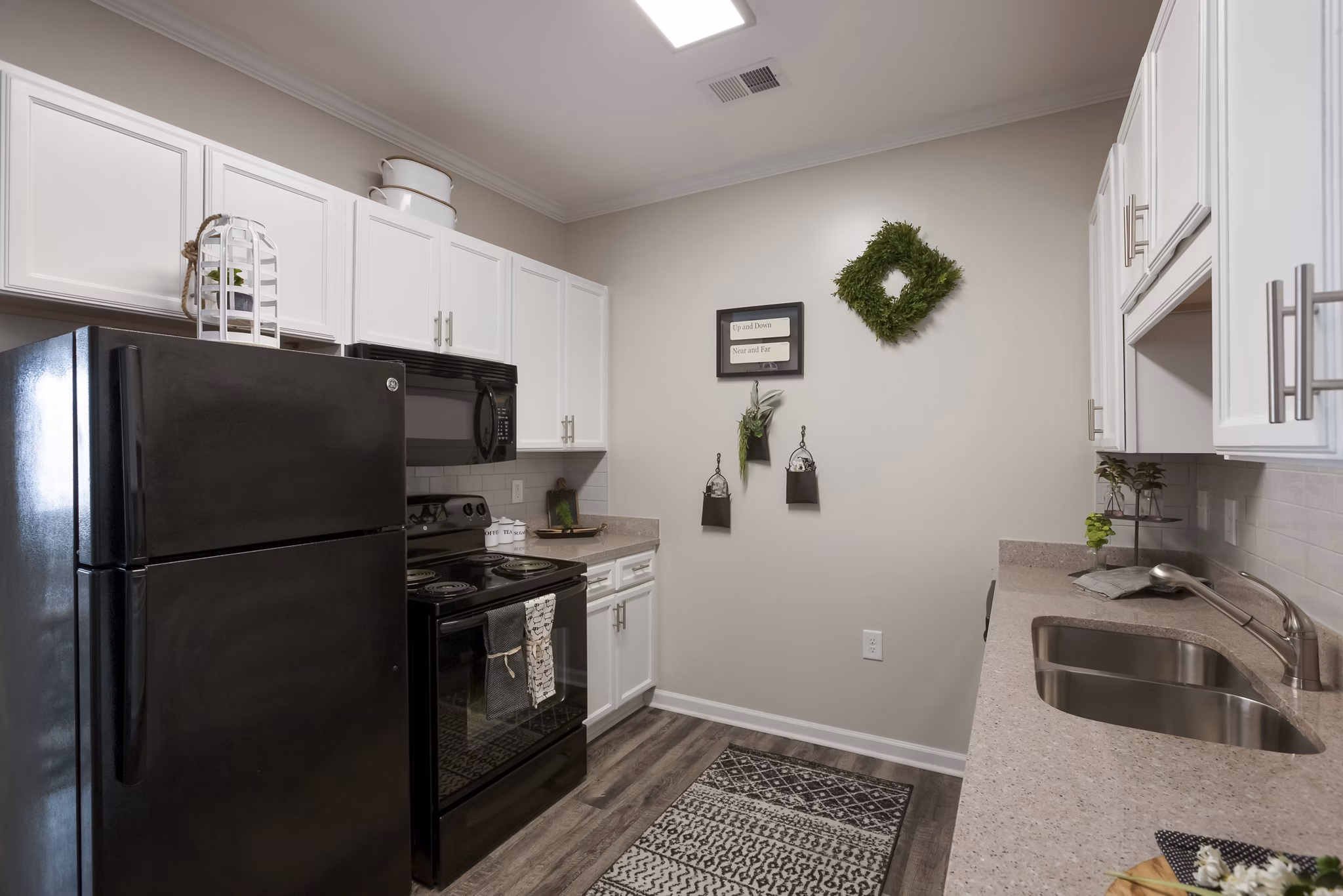 kitchen at The Summit on 401 Apartments 