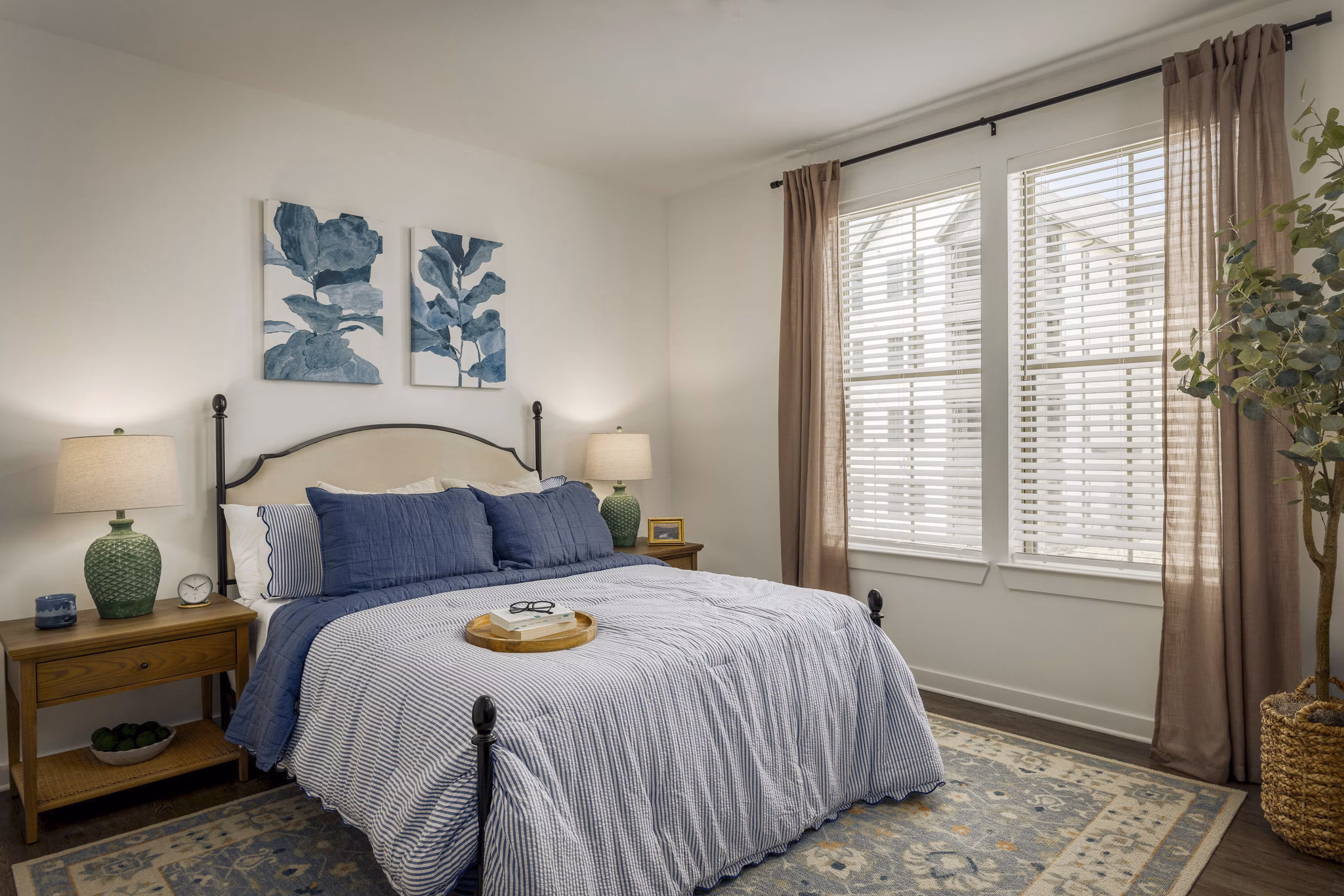 Bedroom at Casona Apartments