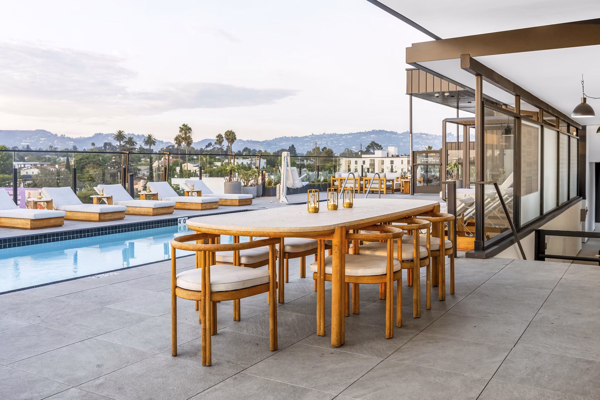 pool at Ten310 Apartments