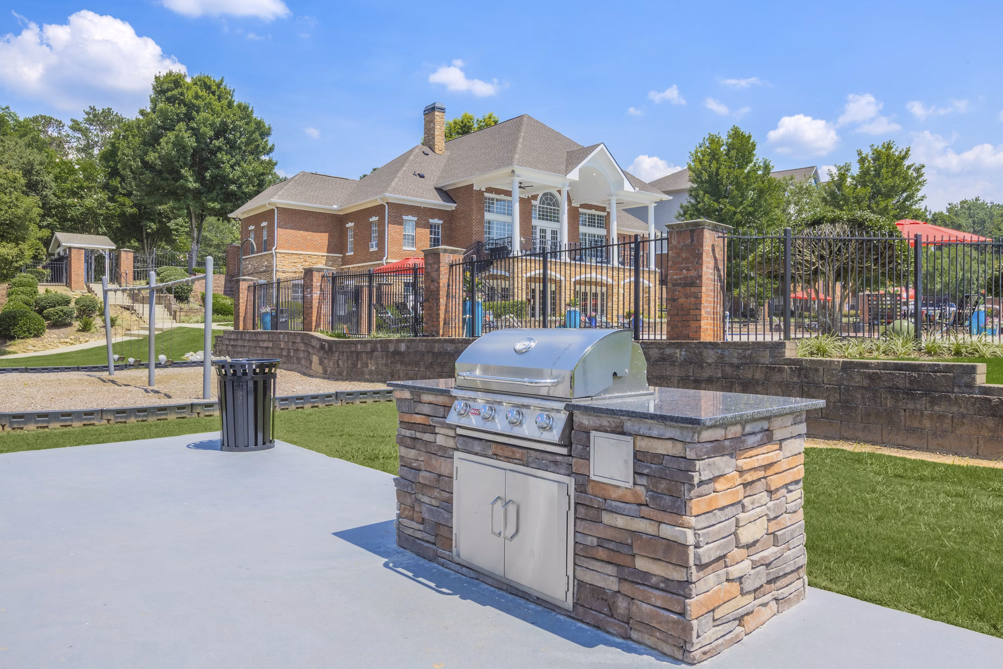 grill area at Villas at Princeton Lakes Apartments