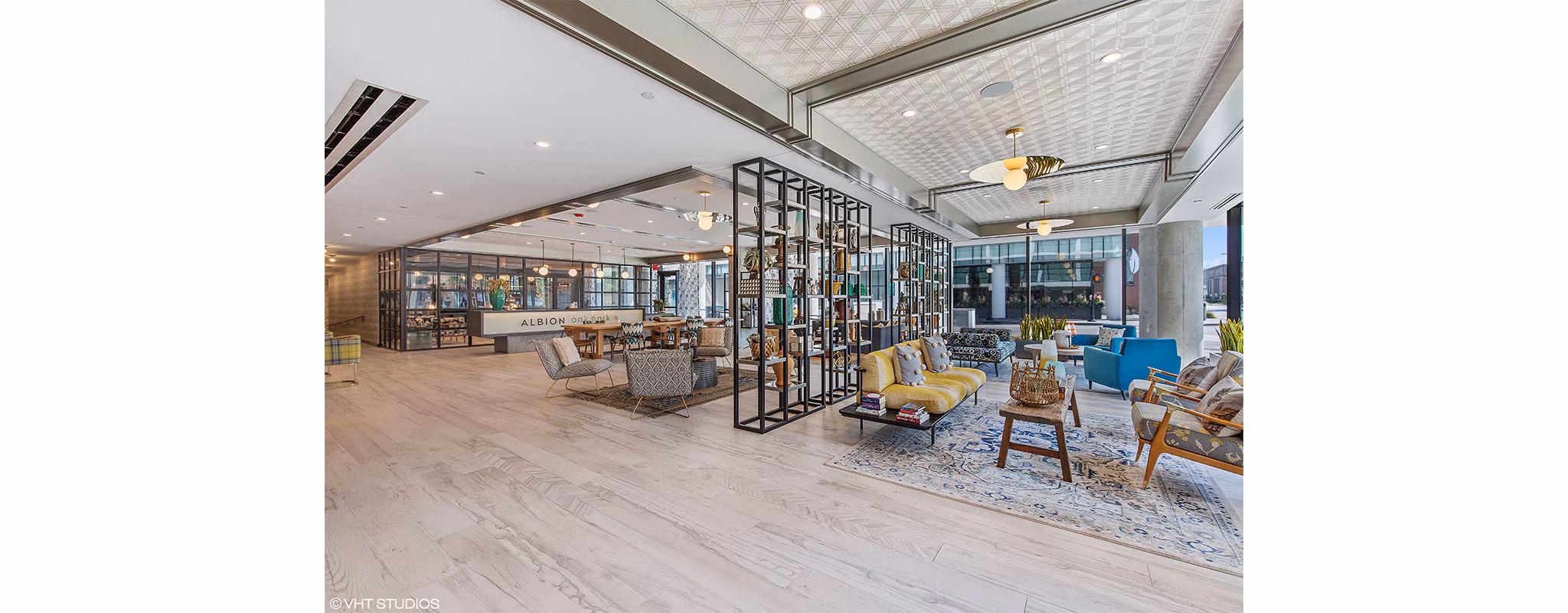 Clubhouse/Lobby at Albion Oak Park Apartments