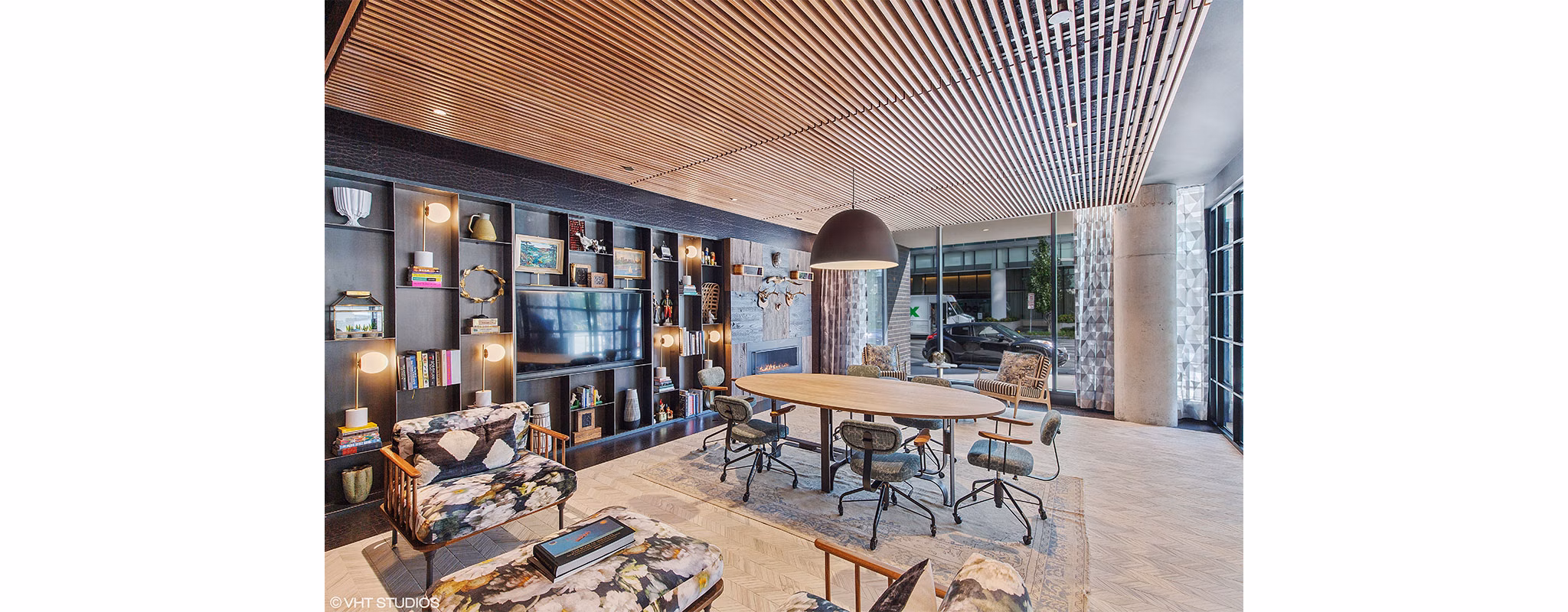 Clubhouse/Lobby at Albion Oak Park Apartments